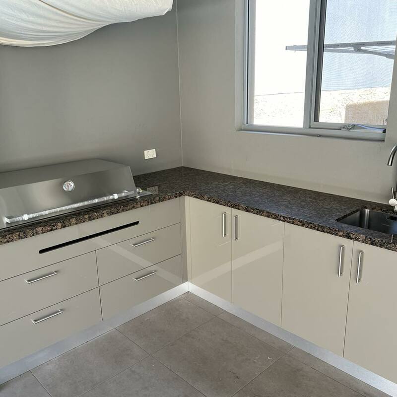 40MM ALFRESCO - BALTIC BROWN GRANITE #36